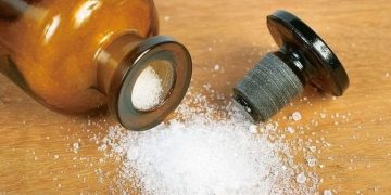 Xyanua là gì? Tác hại, cách nhận biết và phòng tránh ngộ độc