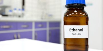 Ethanol là gì? Công thức, tính chất, điều chế và ứng dụng