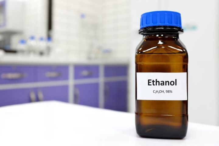 Ethanol là gì? Công thức, tính chất, điều chế và ứng dụng
